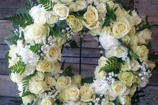 Coroa de Flores para Funeral na Zona Leste